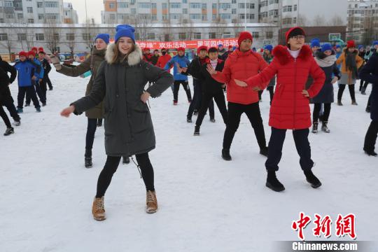 Неделя китайско-российского подросткового творчества прошла в городе Хэйхэ 